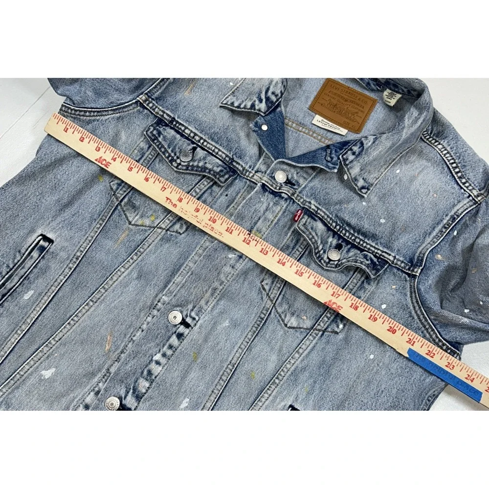 Levi's 
